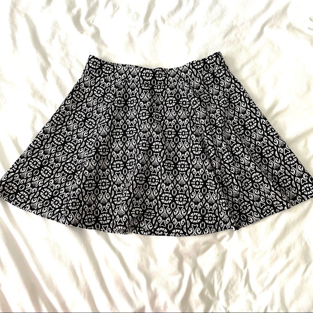 SOLD - Aeropostale Black and White Patterned Skater Skirt